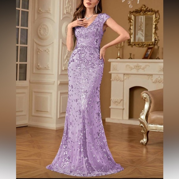 Elegant Purple Evening Gown - Picture 6 of 6
